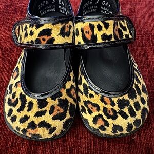 NEW LITTLE girls/toddler Sz 3 Soft Faux Fur Leopard Print Mary Jane Shoes NWOT